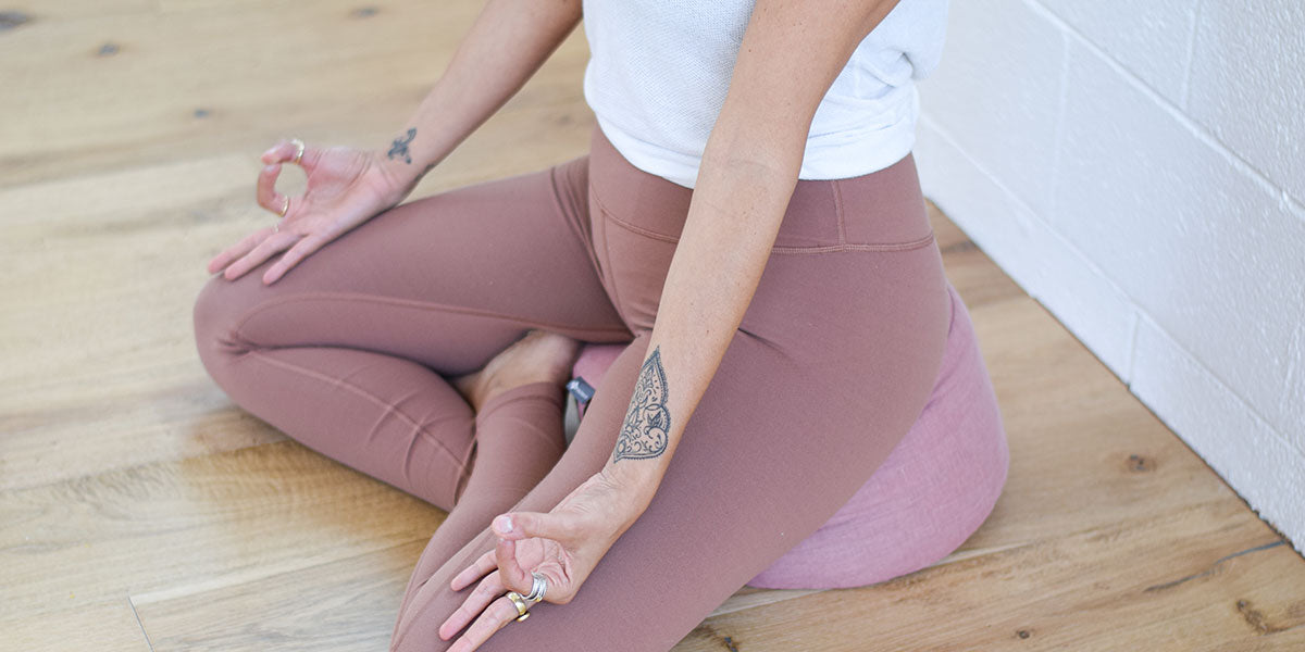 b, Halfmoon Natural Rubber Massage Peanut: Relieve Neck, Back, and Head  Tension - Mukha Yoga