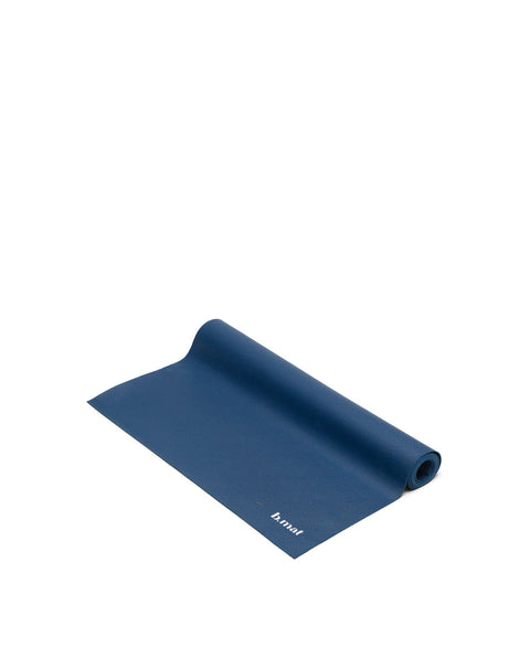 b, mat traveller 2mm yoga mat - grippy & compact – b, halfmoon CA